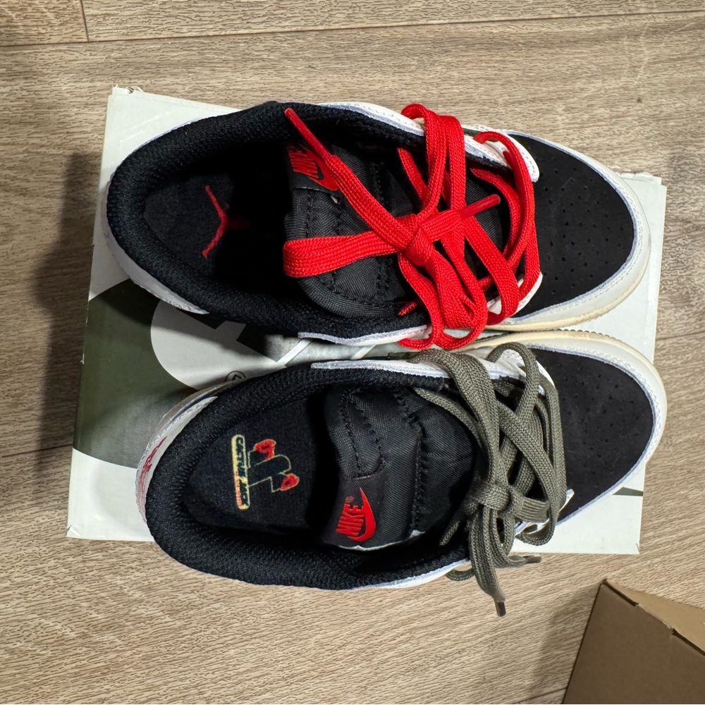 Retro Air Jordan 1 Travis ScottKids Black/White Sneakers with Red and Olive - Picture 3 of 11